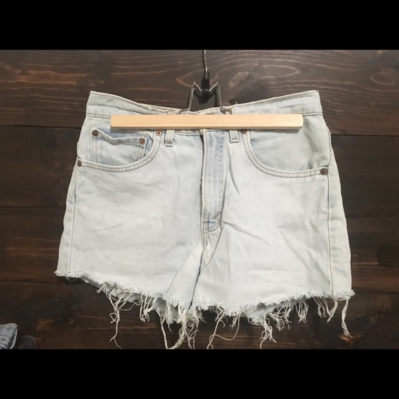 LEVI’S Vintage shorts - Picture 2 of 3